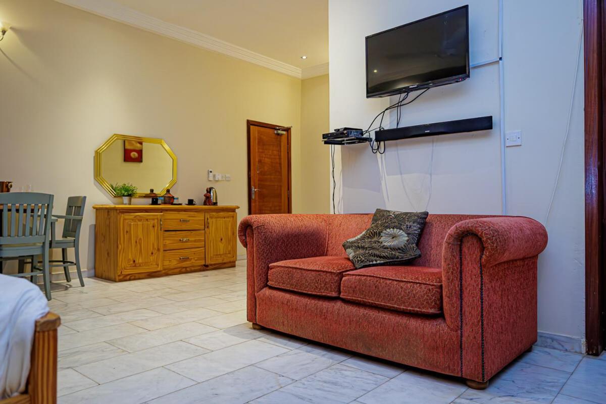 Ocean Villa Heights Brufut Dış mekan fotoğraf