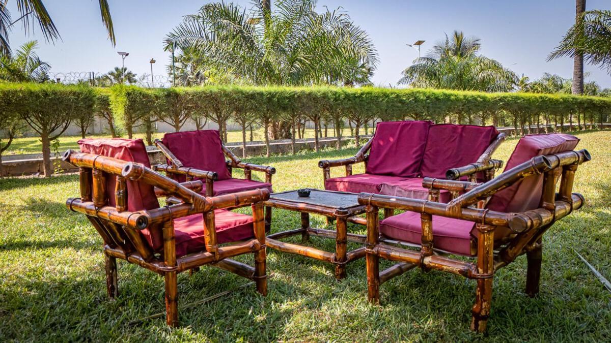 Ocean Villa Heights Brufut Dış mekan fotoğraf