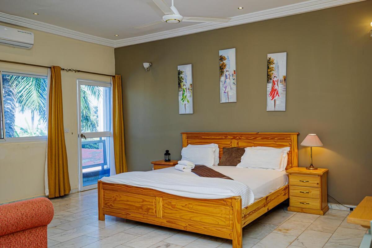 Ocean Villa Heights Brufut Dış mekan fotoğraf